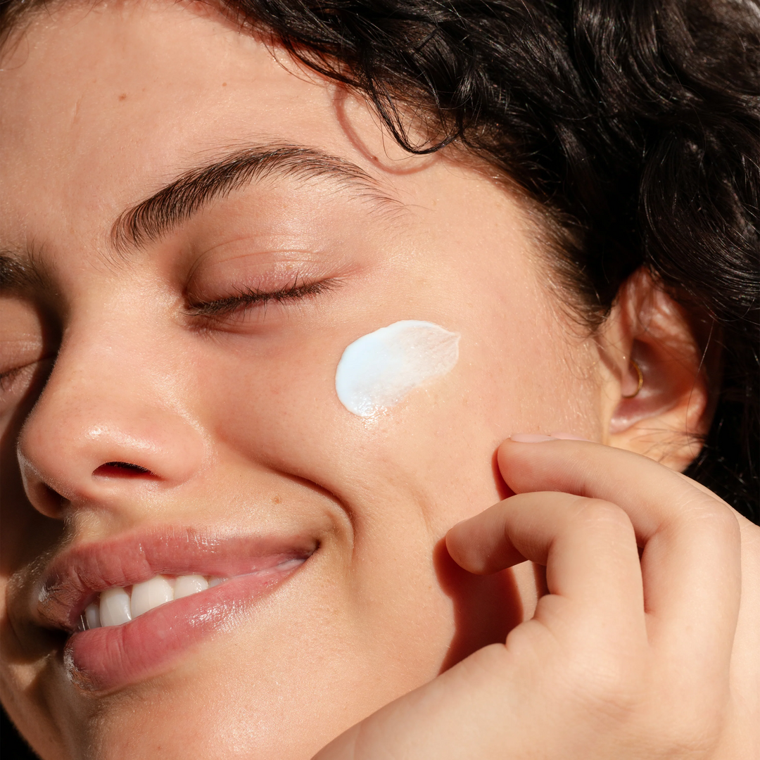 COOLA Refreshing Water Plumping Gel Serum SPF 30 lifestyle