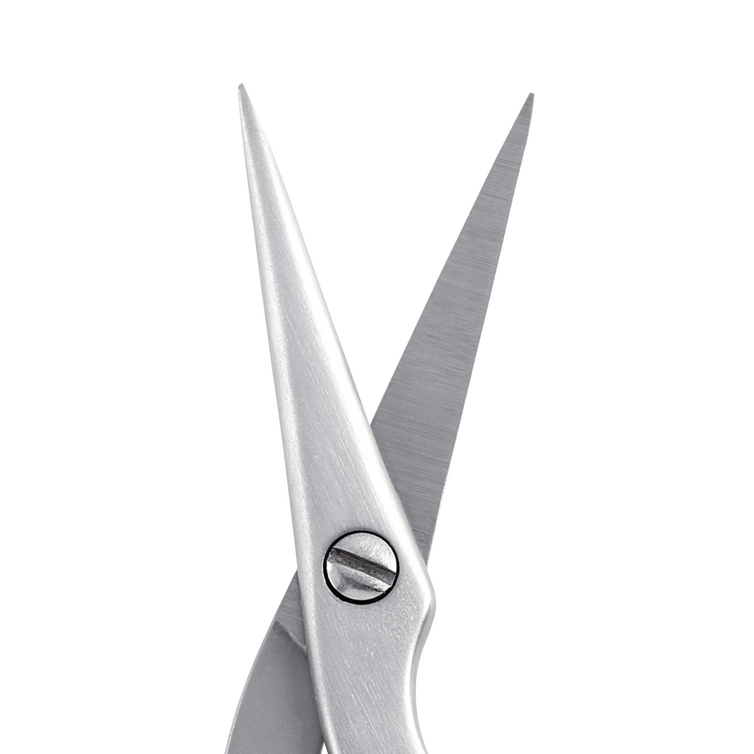 Tweezerman Brow Scissors up close