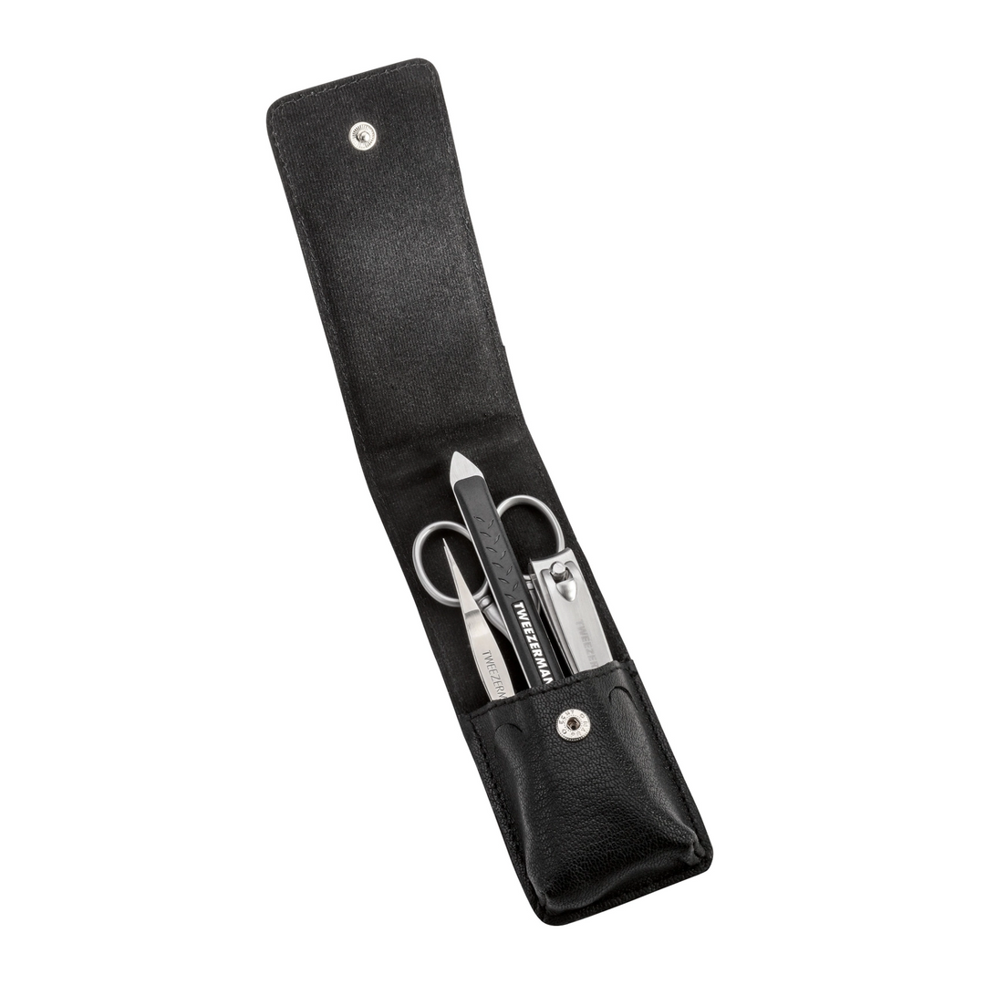 Tweezerman Essential Grooming Kit in kit