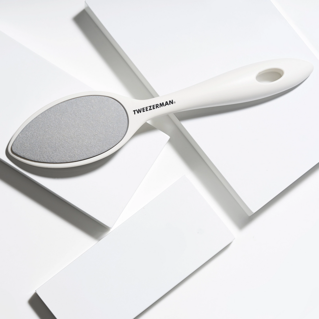 Tweezerman Sole Smoother Callus Stone lifestyle