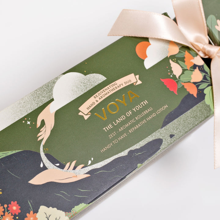 VOYA The Land of Youth: Hand & Aromatherapy Duo artwork close up