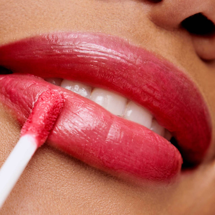 Jane Iredale HydroPure Hyaluronic Lip Gloss application